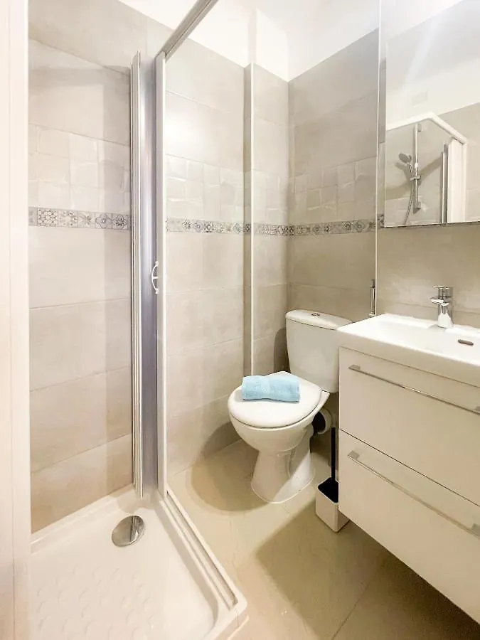Lenval 6 Pers Ac Wifi Apartment Nice 0*,  France